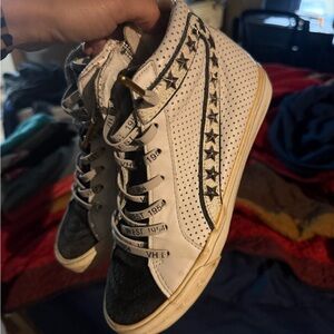Vintage Havana White and Black Star Sneakers